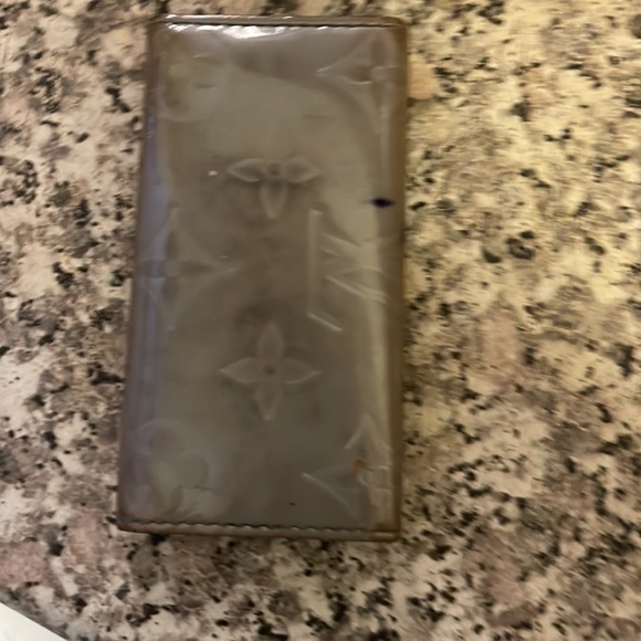 Louis Vuitton authentic four key holder wallet - Picture 2 of 3